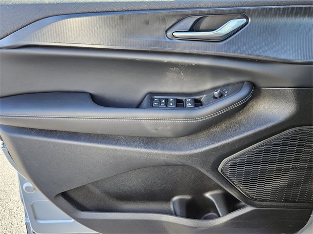 2025 Jeep Grand Cherokee Altitude X 4x2