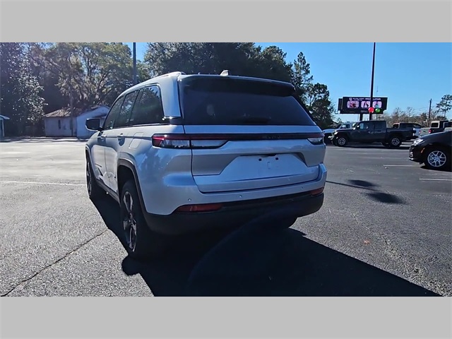 2025 Jeep Grand Cherokee Altitude X 4x2