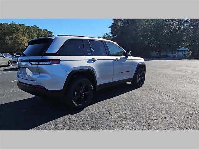 2025 Jeep Grand Cherokee Altitude X 4x2