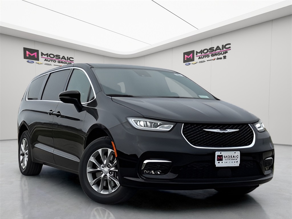 New 2026 Chrysler Pacifica Select Vans