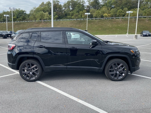 new 2026 Jeep Compass car, priced at $26,107