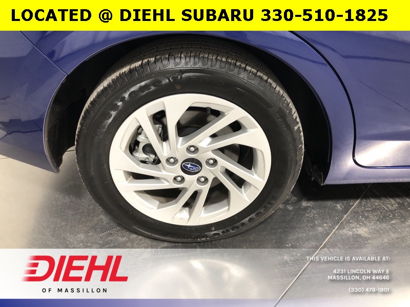 2025 Subaru Impreza Base photo 9