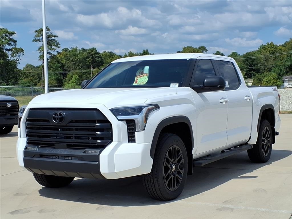 2026 Toyota Tundra SR5 CrewMax photo 2