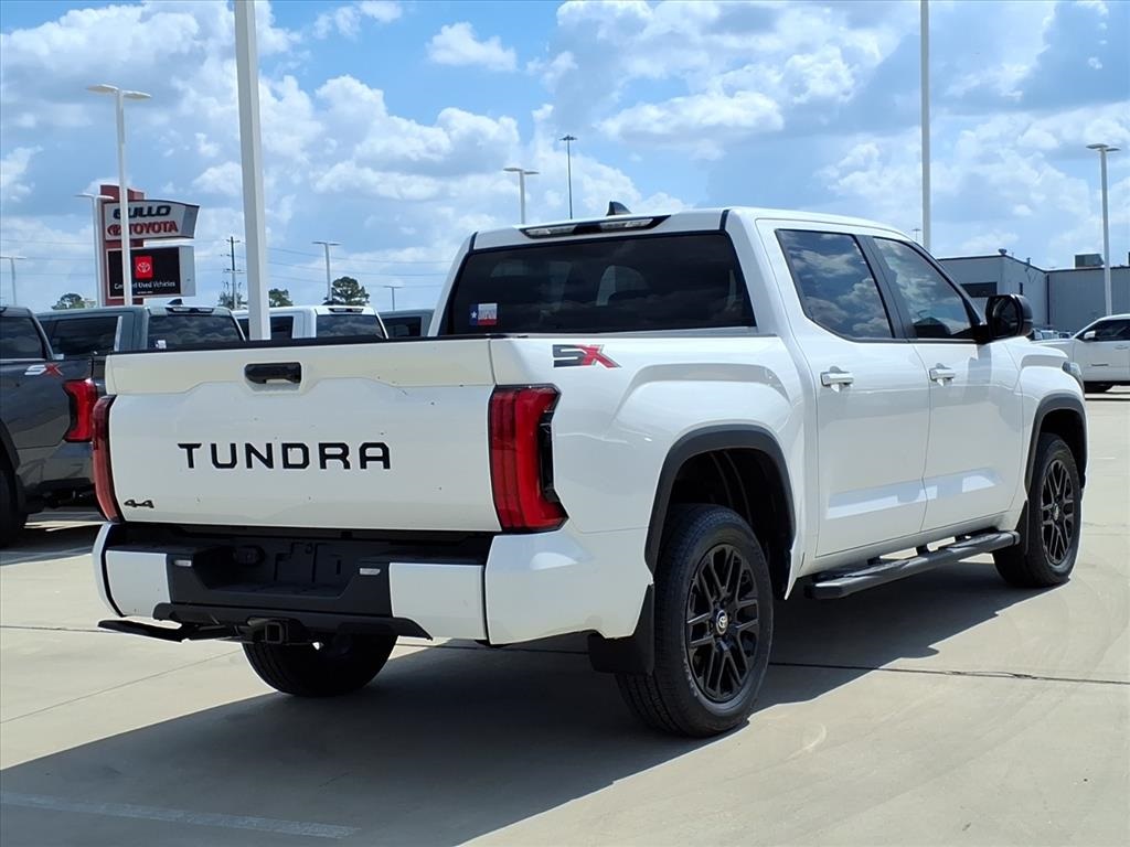 2026 Toyota Tundra SR5 CrewMax photo 3