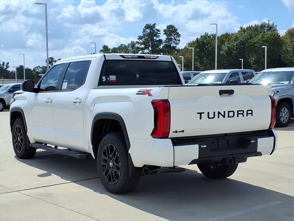 2026 Toyota Tundra SR5 CrewMax photo 4