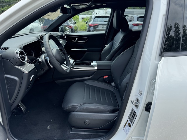 2025 Mercedes Benz GLC 300 4MATIC photo 12