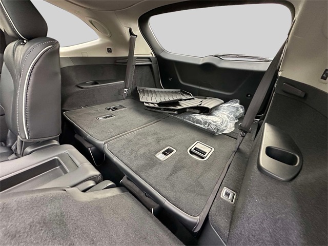 used 2026 Acura MDX car, priced at $59,102