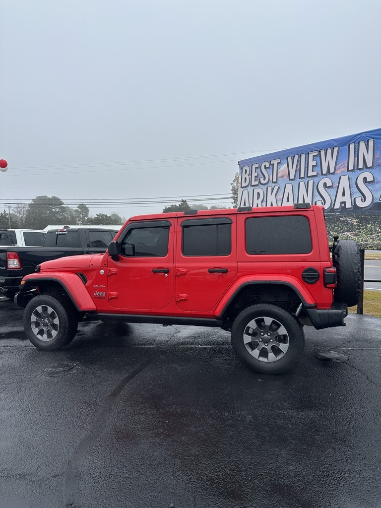 2019 Jeep Wrangler Unlimited Sahara photo 3