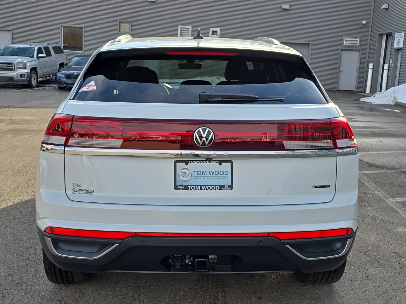 new 2026 Volkswagen Atlas Cross Sport car, priced at $46,701