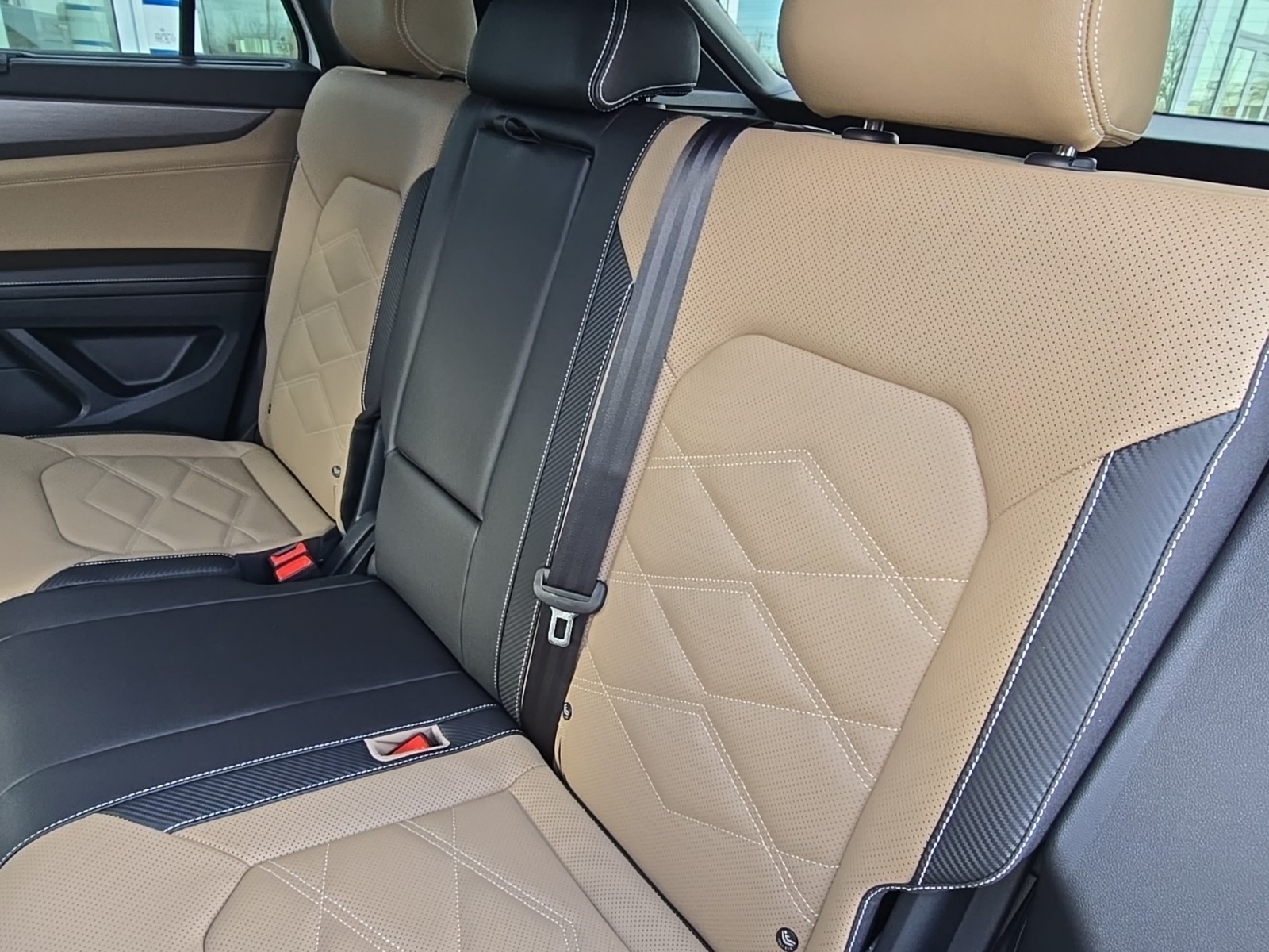 new 2026 Volkswagen Atlas Cross Sport car, priced at $46,701