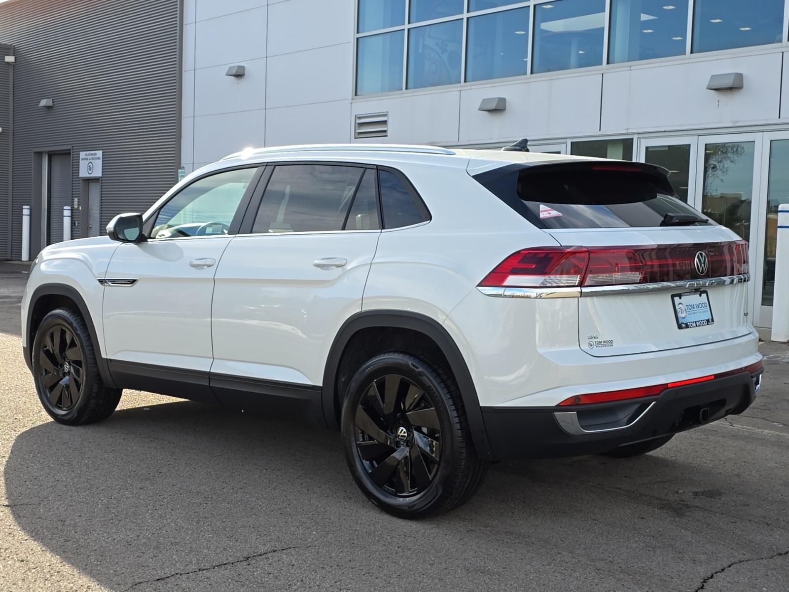 new 2026 Volkswagen Atlas Cross Sport car, priced at $46,701
