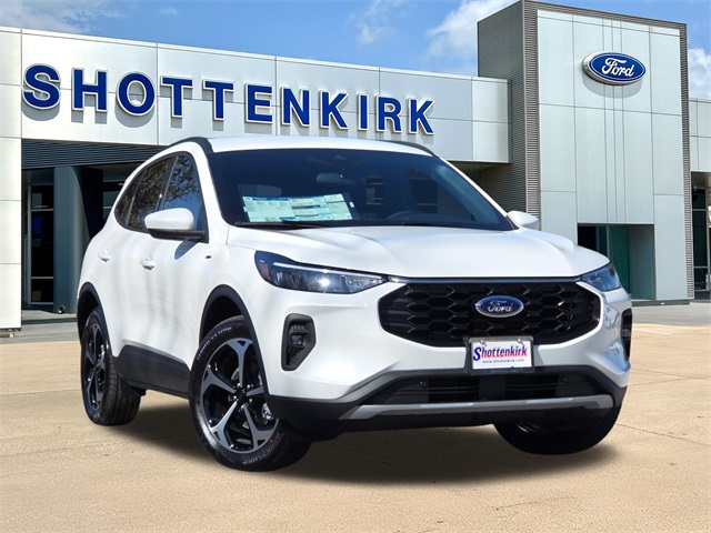 2026 Ford Escape ST-Line Select's photo