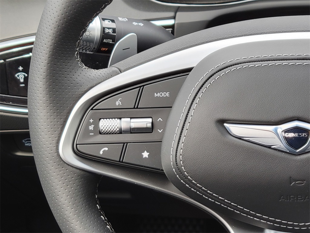 new 2025 Genesis GV70 car, priced at $61,986