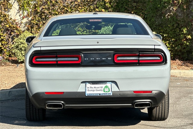 2022 Dodge Challenger GT photo 4