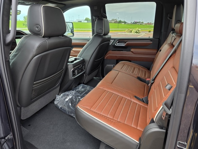 2025 GMC Sierra 3500HD Denali Ultimate