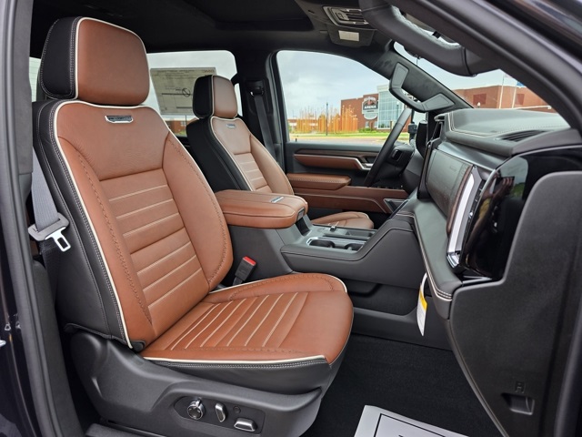 2025 GMC Sierra 3500HD Denali Ultimate