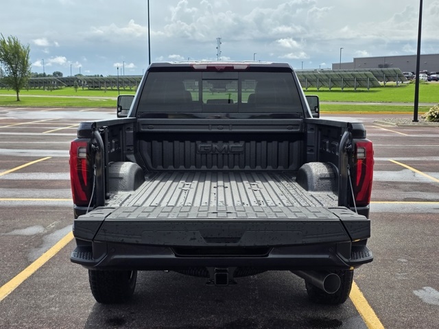2025 GMC Sierra 3500HD Denali Ultimate