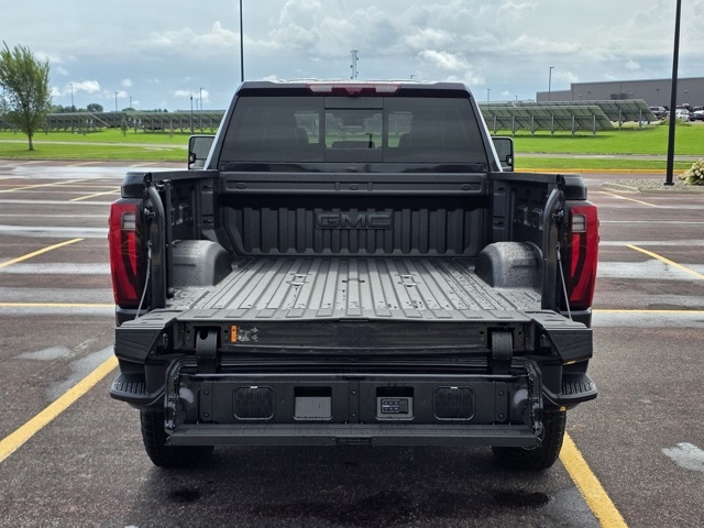 2025 GMC Sierra 3500HD Denali Ultimate