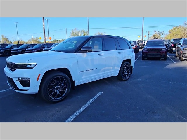 2025 Jeep Grand Cherokee Summit Reserve 4x4