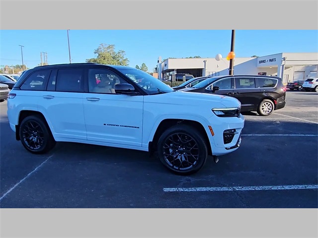 2025 Jeep Grand Cherokee Summit Reserve 4x4