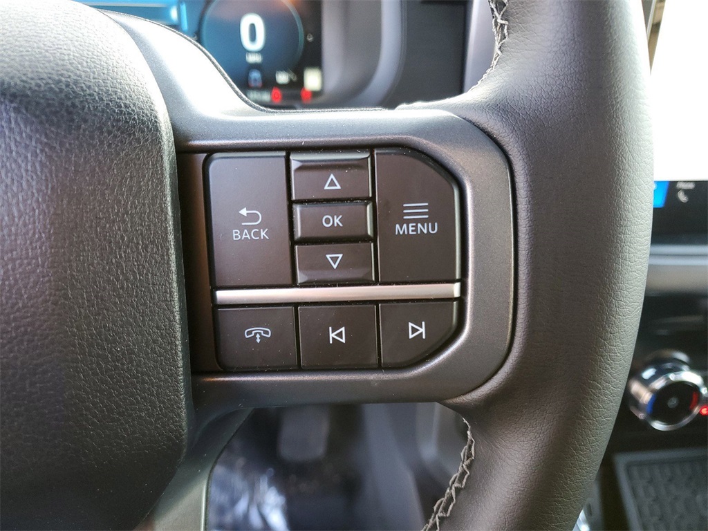 2025 Ford F-150 XLT photo 12