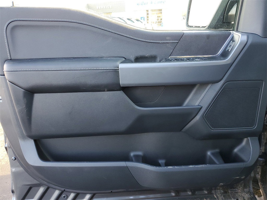 2025 Ford F-150 XLT photo 20