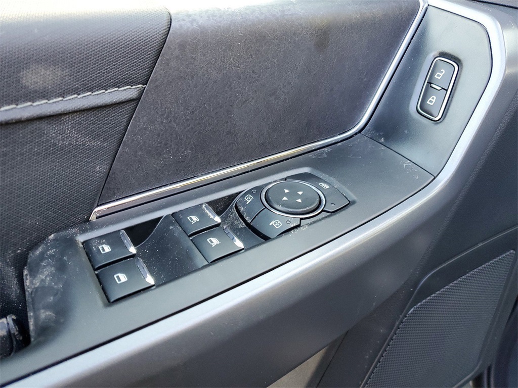 2025 Ford F-150 XLT photo 21
