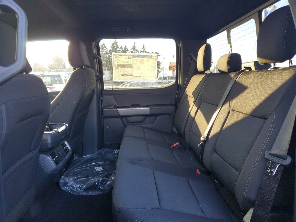 2025 Ford F-150 XLT photo 25