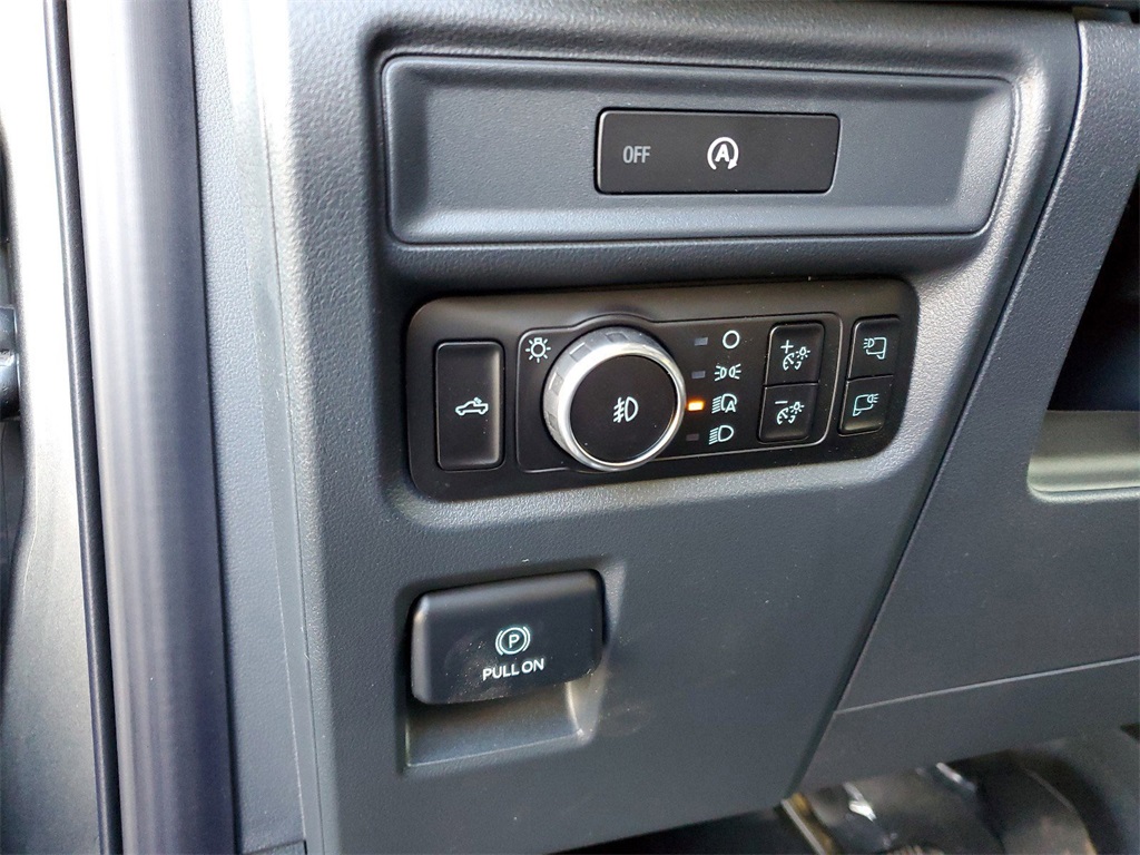 2025 Ford F-150 XLT photo 9