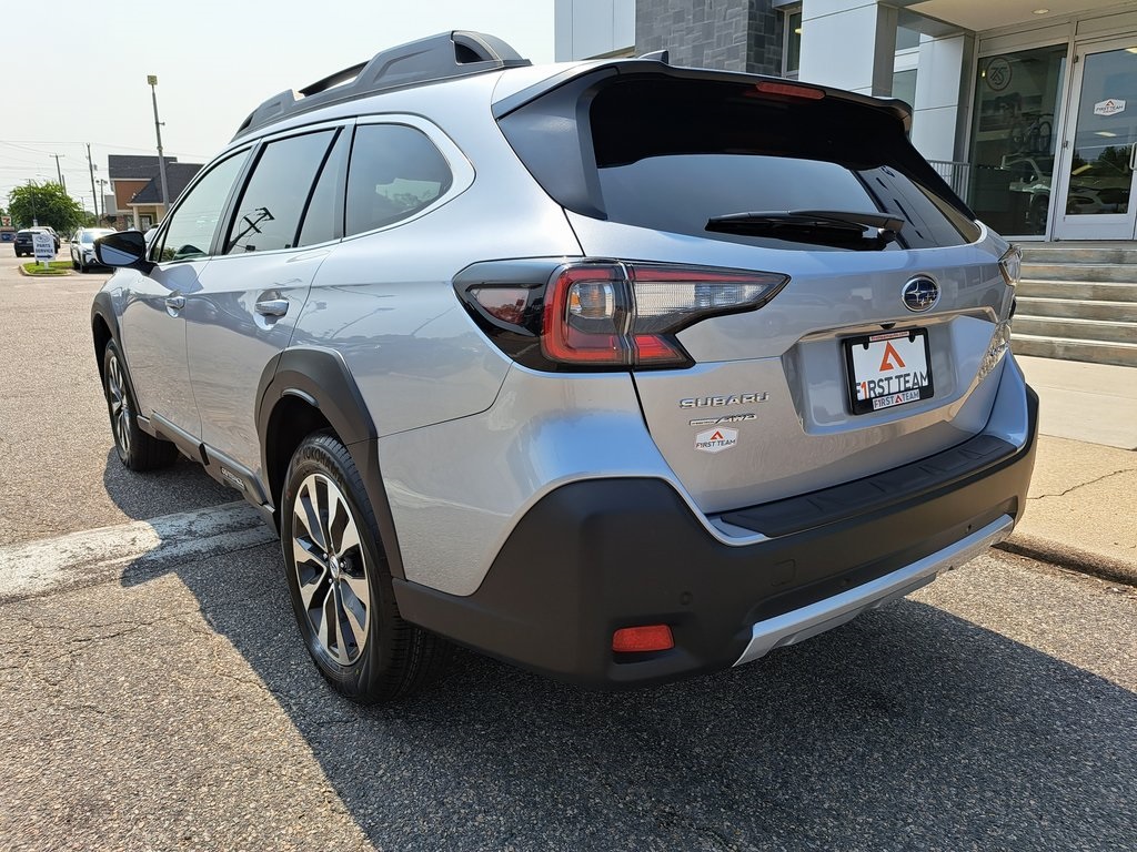 2025 Subaru Outback Limited SUV AWD 4