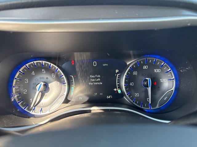 2026 Chrysler Pacifica photo 17