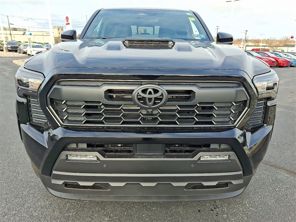 2025 Toyota Tacoma TRD Sport Double Cab photo 2