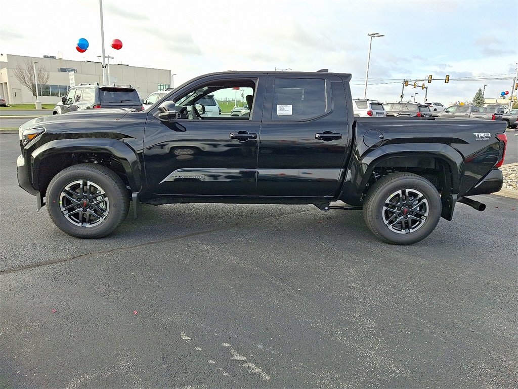 2025 Toyota Tacoma TRD Sport Double Cab photo 4