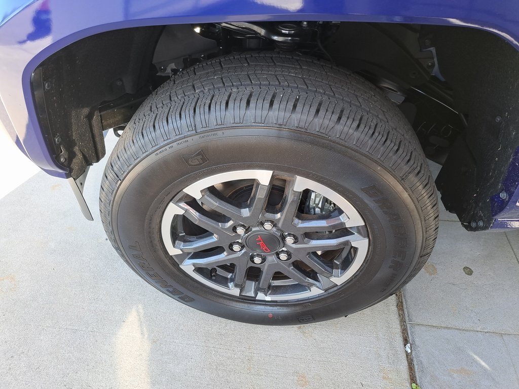 2025 Toyota Tacoma Hybrid TRD Sport 4D Crew Cab 4WD 14