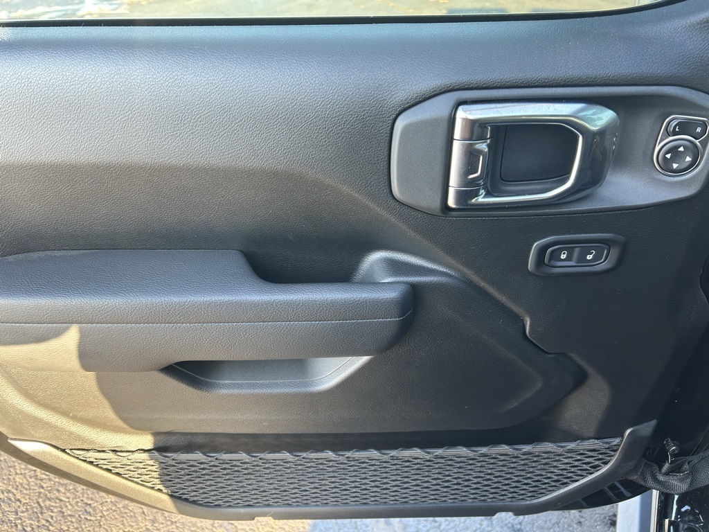 new 2025 Jeep Gladiator car, priced at $55,099