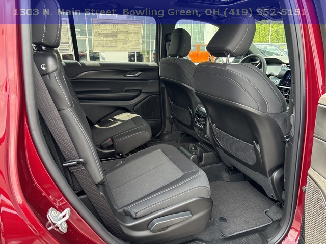 New 2025 Jeep Grand Cherokee L Laredo 4D Sport Utility