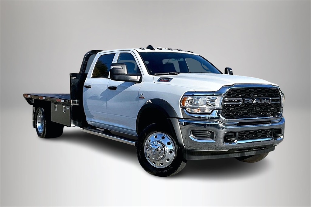 2024 RAM Ram 5500 Chassis Cab Tradesman's photo