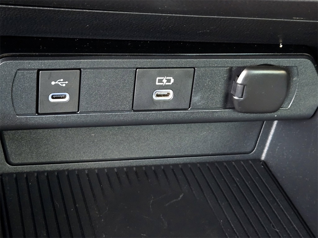 2024 Toyota Prius Prime XSE Premium photo 21