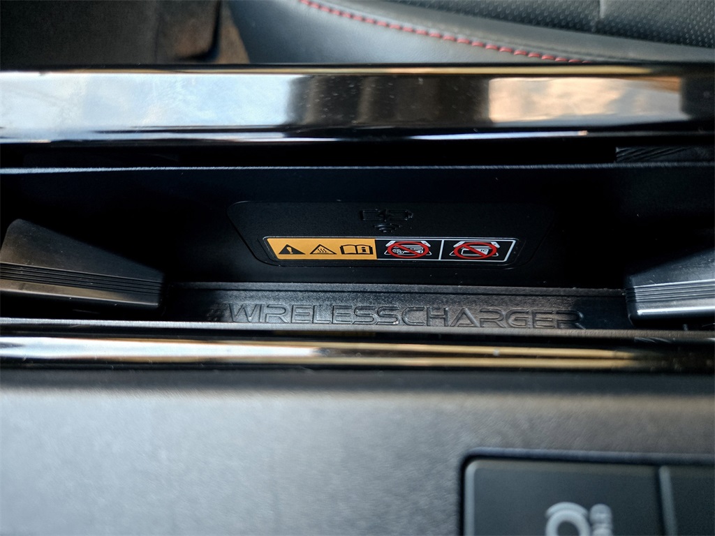 2024 Toyota Prius Prime XSE Premium photo 23