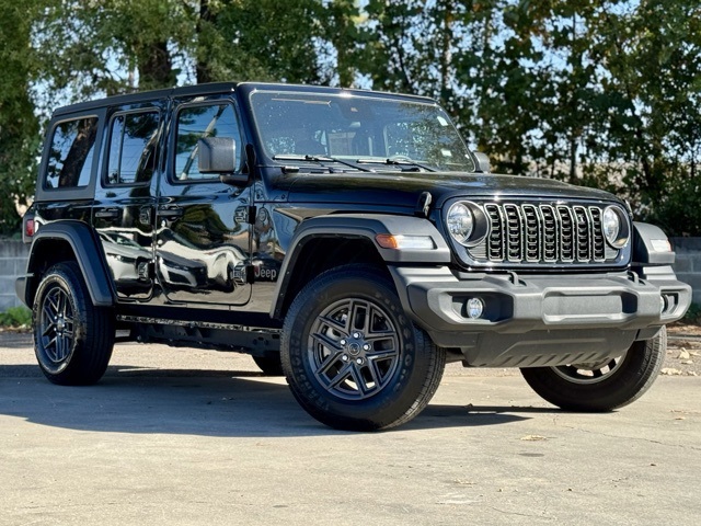 2024 Jeep Wrangler 4-Door Sport S's photo