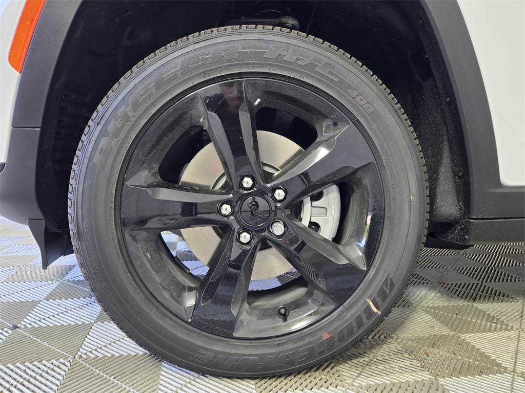 new 2025 Jeep Grand Cherokee L car, priced at $35,780