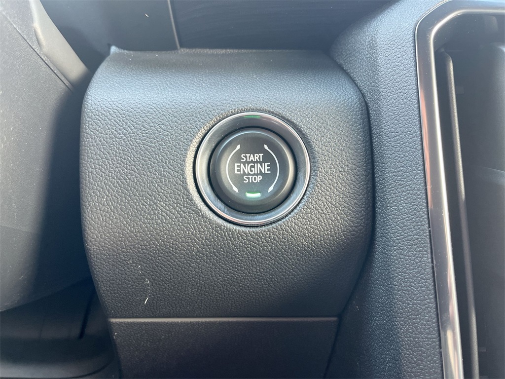 2025 Gmc Acadia AT4 photo 16