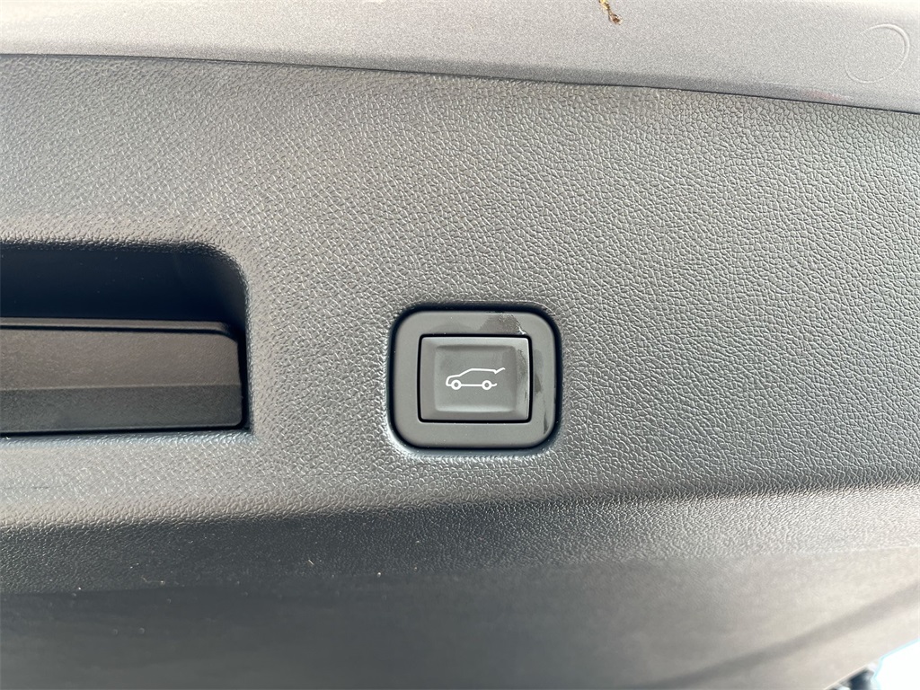 2025 Gmc Acadia AT4 photo 30