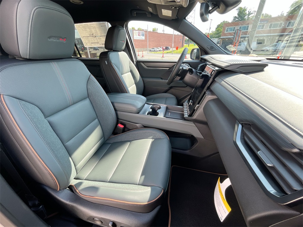 2025 Gmc Acadia AT4 photo 34