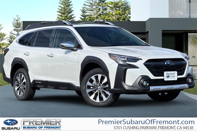 2025 Subaru Outback Touring's photo