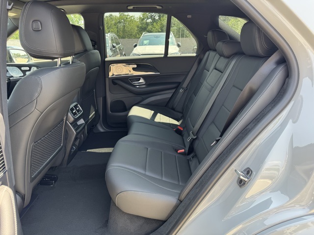 2026 Mercedes Benz GLE 450 4MATIC photo 13