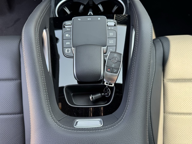 2026 Mercedes Benz GLE 450 4MATIC photo 16