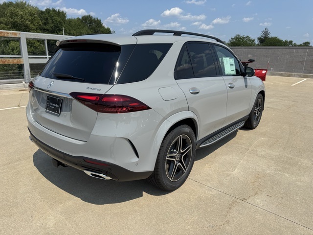 2026 Mercedes Benz GLE 450 4MATIC photo 3