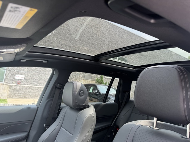 2025 Mercedes Benz GLS 450 4MATIC photo 22
