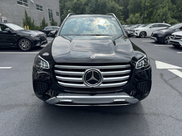 2025 Mercedes Benz GLS 450 4MATIC photo 8